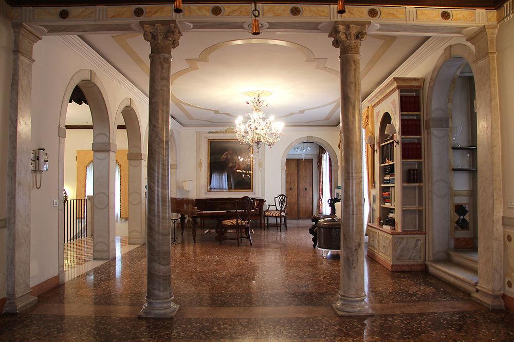 Domus Dotti V Guest House Treviso Buitenkant foto