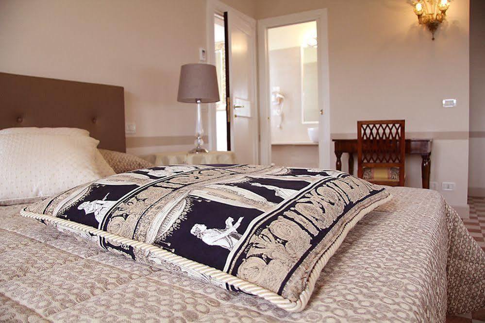 Domus Dotti V Guest House Treviso Buitenkant foto