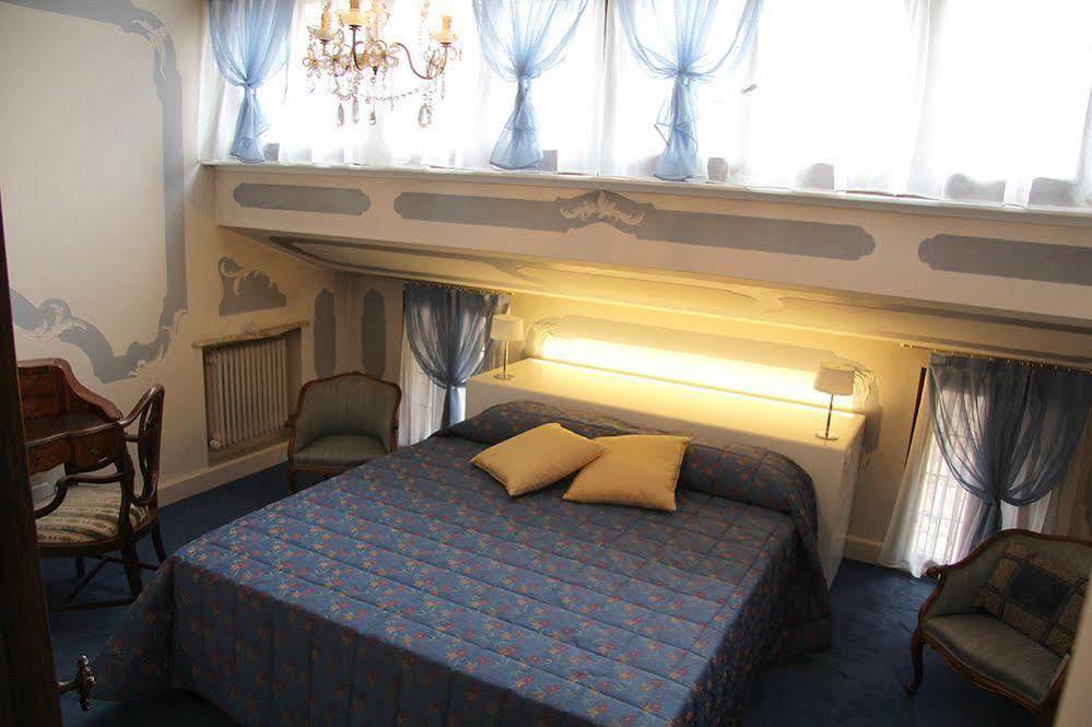 Domus Dotti V Guest House Treviso Buitenkant foto
